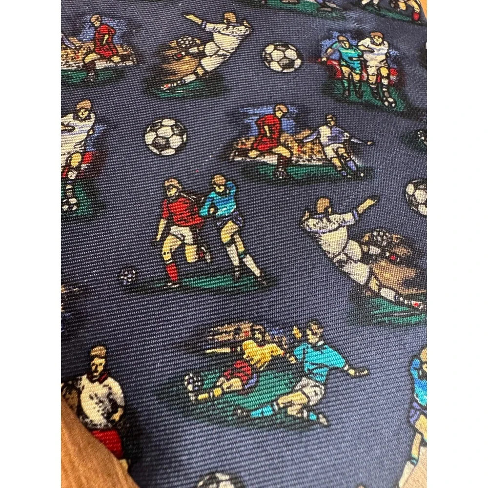 Museum Artifacts‎ All Silk Soccer Novelty Tie New With Tag